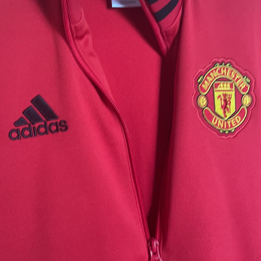 Adidas jacket - Picture 2 of 6